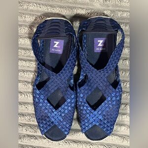 Z Zee Alexis Woven Shoe Womens Slip On Comfort Walking Sandal Size 11 Blue